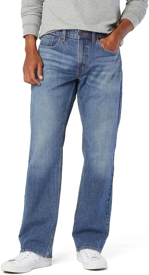 Levi Strauss Signature Gold Men's Relaxed Fit Flex Jeans (Available in Big & Tall)