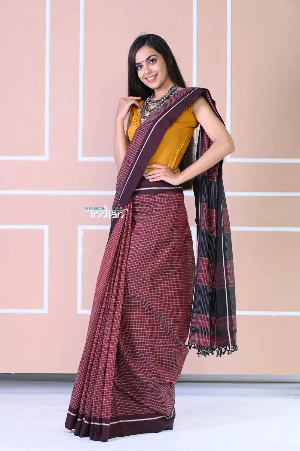 Traditional Patteda Anchu Ilkal Handloom Saree~ Cast Brown with Brown Border